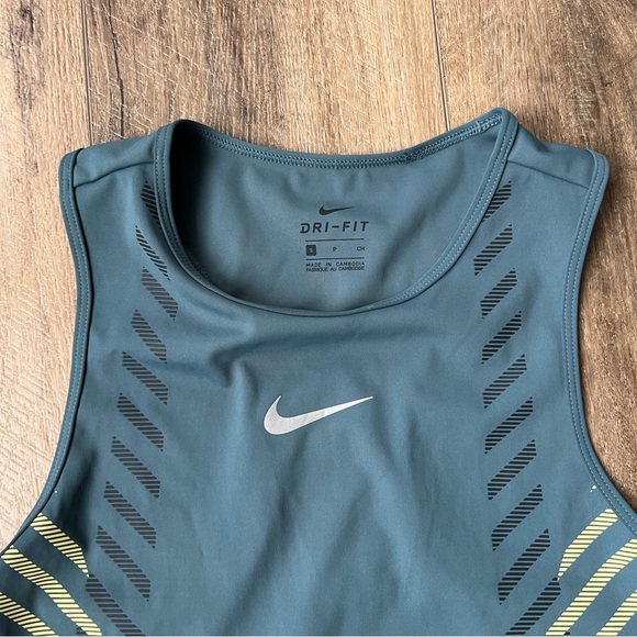 Nike Workout Set Size Small Like New Blue - Picture 11 of 15